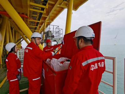 637593737716453586